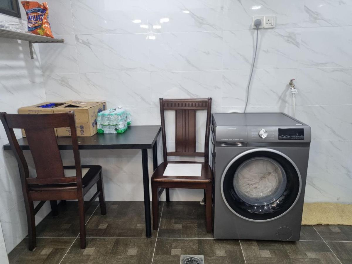 Three-Bedroom House At Tyara Homestay Sunway Petaling Jaya Eksteriør billede